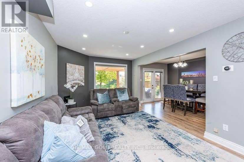 88 Nanport Street — photo 8 of 39