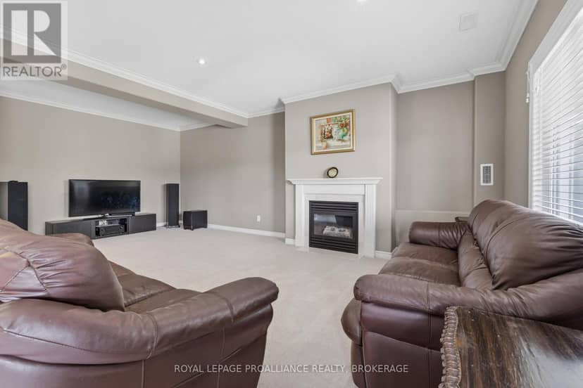 633 Fieldstone Drive — photo 38 of 40