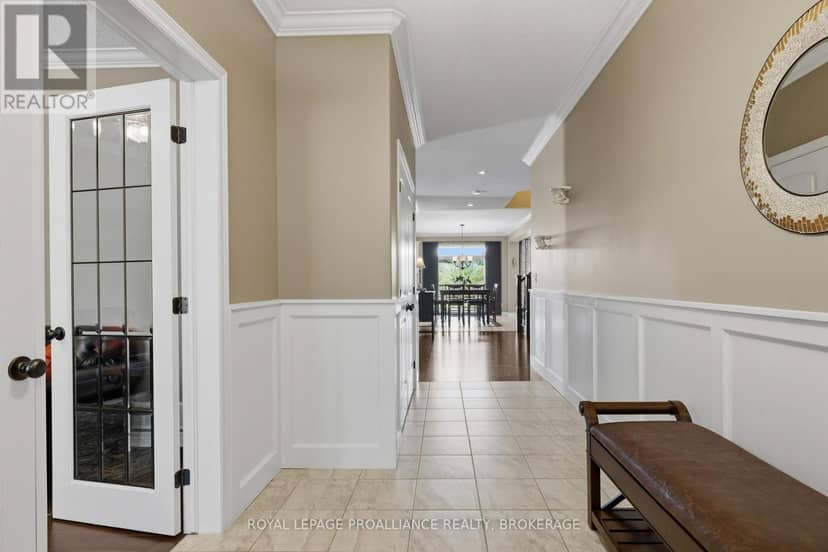 633 Fieldstone Drive, Kingston, photo 4