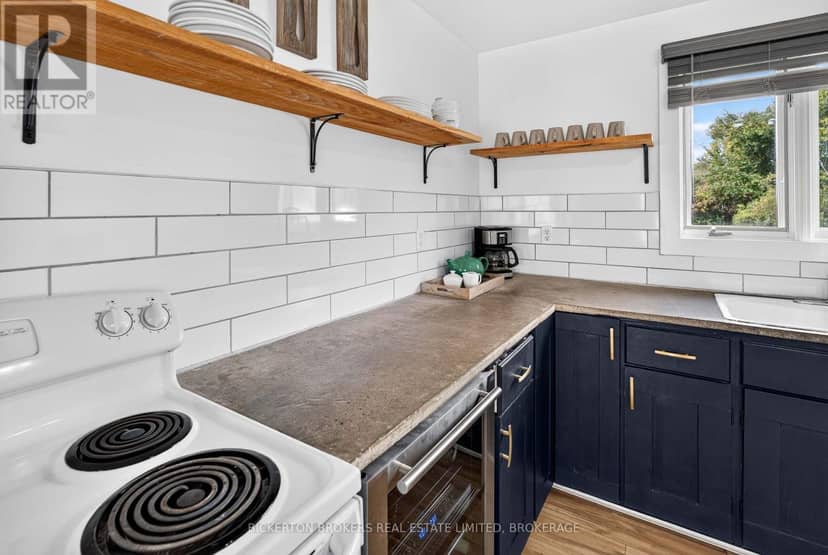 233 Johnson Bay Lane — photo 21 of 40