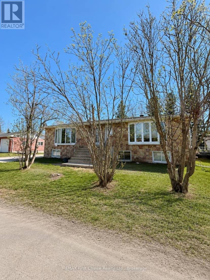 113 Cedar Crescent, Greenstone, photo 2