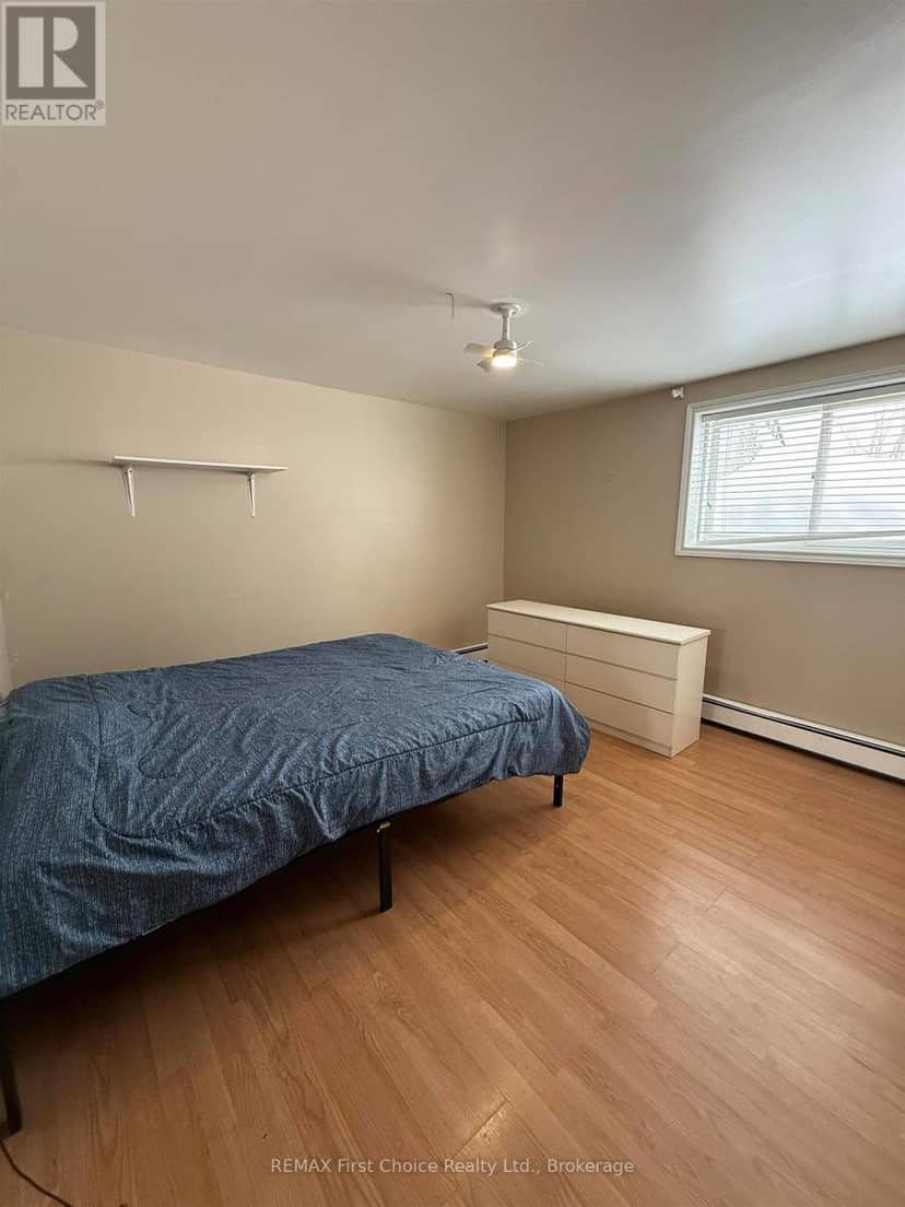 113 Cedar Crescent — photo 27 of 28