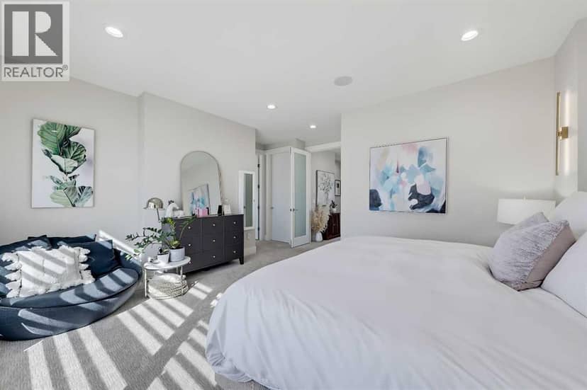 3006 14 Avenue SW — photo 18 of 40