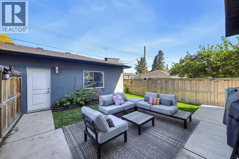 3006 14 Avenue SW — photo 33 of 40