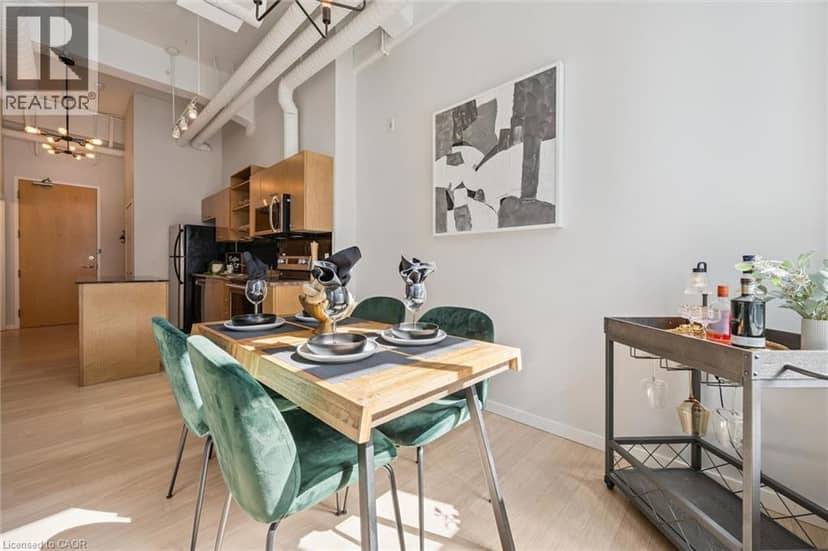 410 KING Street W Unit# 112 — photo 9 of 29