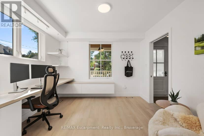 505 Burlington Avenue — photo 16 of 40