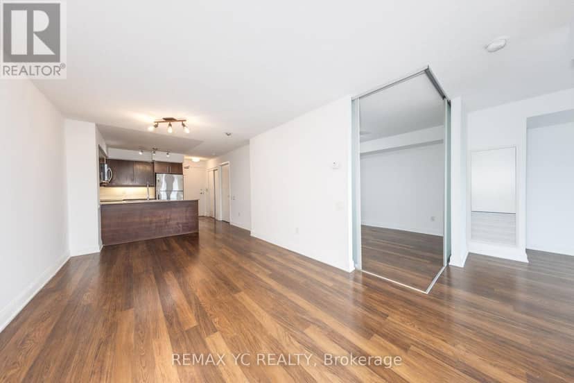 1103 - 2191 Yonge Street — photo 7 of 25