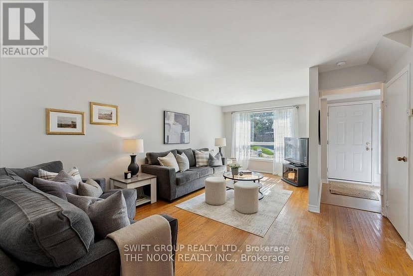 740 Krosno Boulevard, Pickering, photo 4
