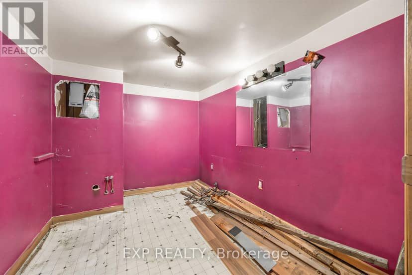 511 Carlaw Avenue — photo 17 of 29