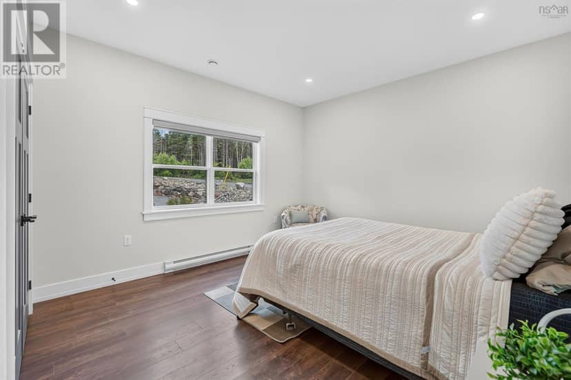 911 McCabe Lake Drive, Indigo Shores — photo 38 of 40