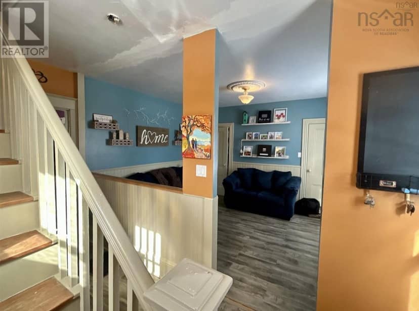 55 View Street — photo 9 of 35