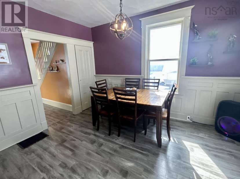55 View Street — photo 13 of 35