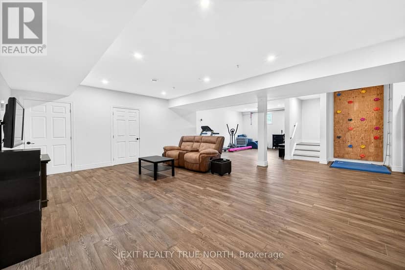 139 Rue Eric — photo 27 of 34