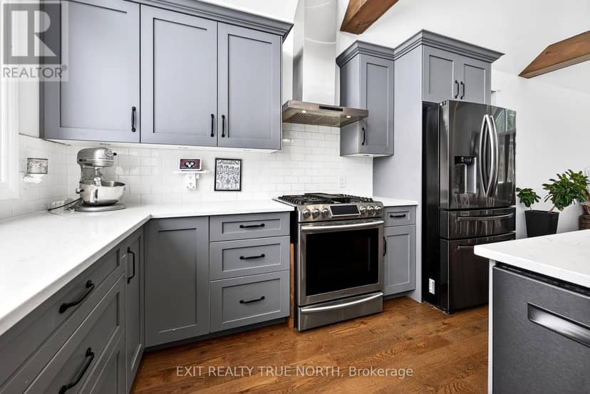139 Rue Eric, Tiny, photo 8