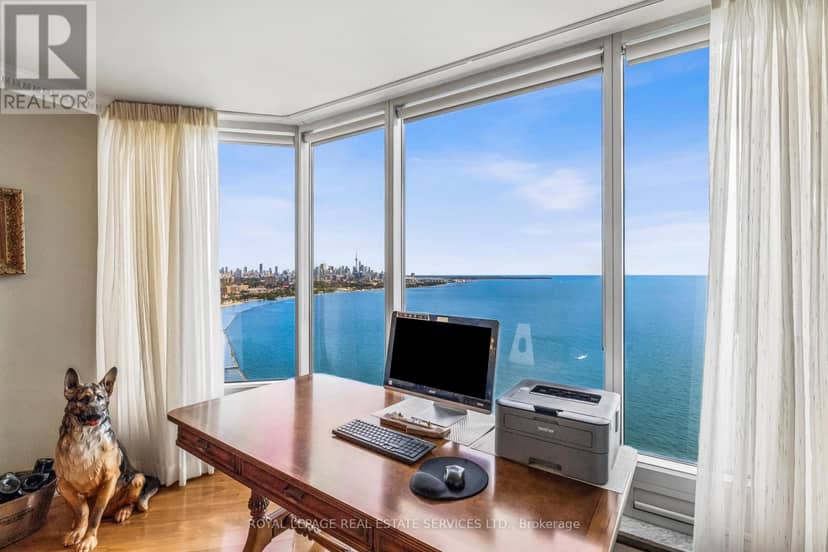 3801 - 1 Palace Pier Court — photo 7 of 40