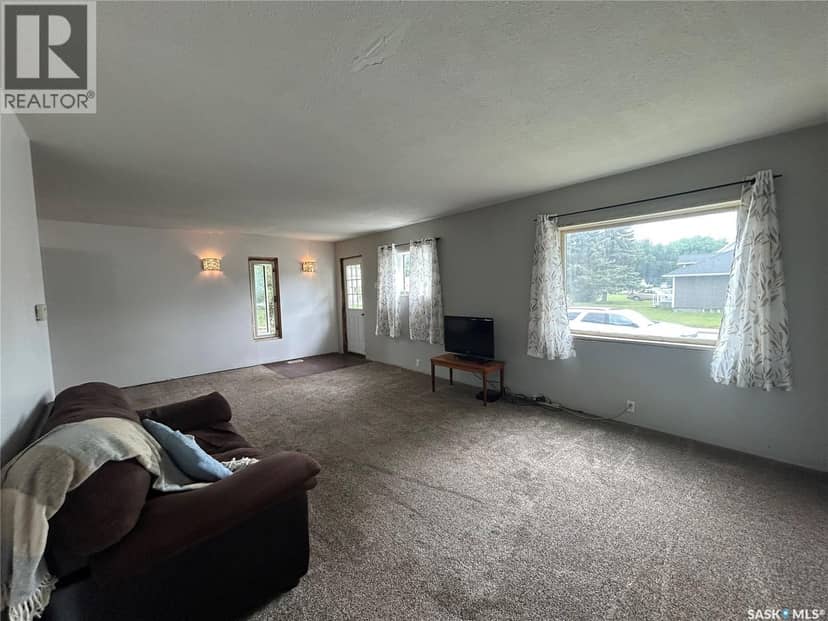 806 5th AVENUE SW, Moose Jaw, photo 4