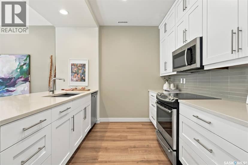 24 103 Willis CRESCENT — photo 17 of 40