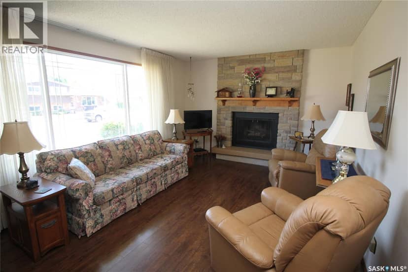 15 Schwager CRESCENT — photo 6 of 31