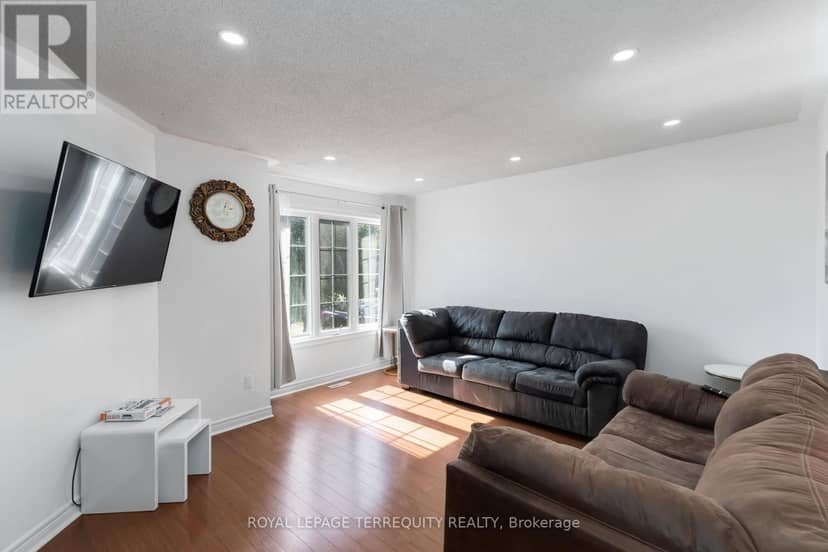 26 Joliet Street — photo 15 of 40