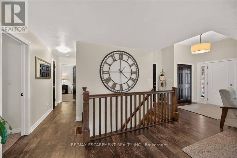 225 Dover Avenue — photo 17 of 40
