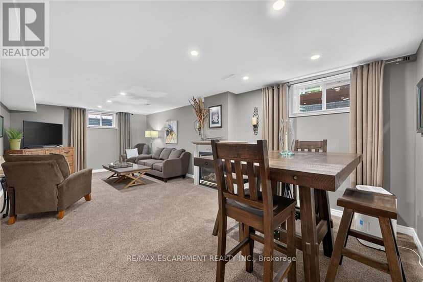 225 Dover Avenue — photo 28 of 40