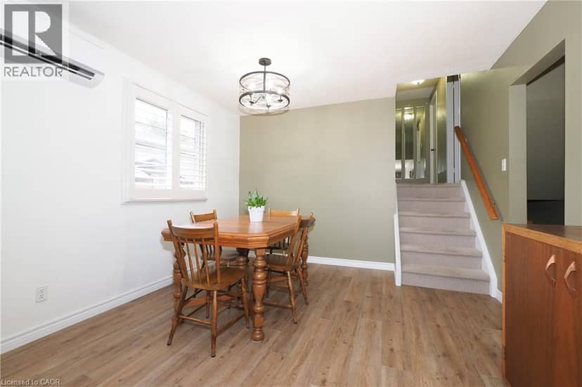 219 FOXHUNT Road, Waterloo, photo 7