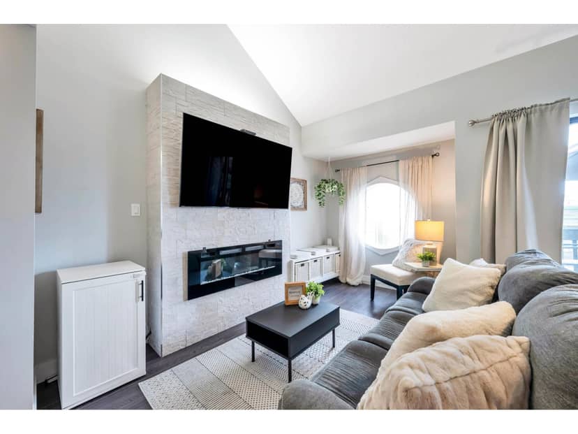 7 20229 FRASER HIGHWAY, Langley, photo 4