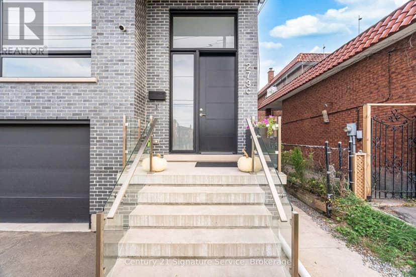 273C Ranee Avenue, Toronto, photo 3