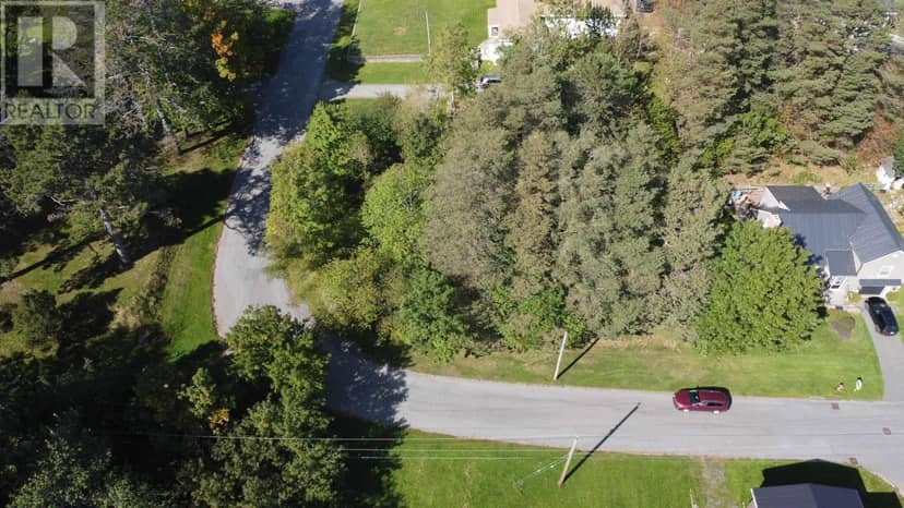 Lots Maple Avenue — photo 1 of 14