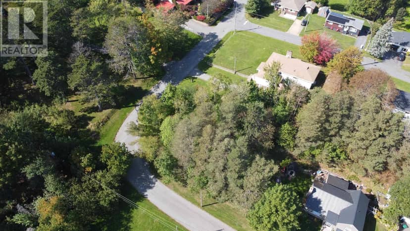 Lots Maple Avenue — photo 4 of 14