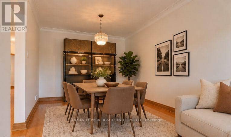 28 Charrington Crescent, Toronto, photo 7
