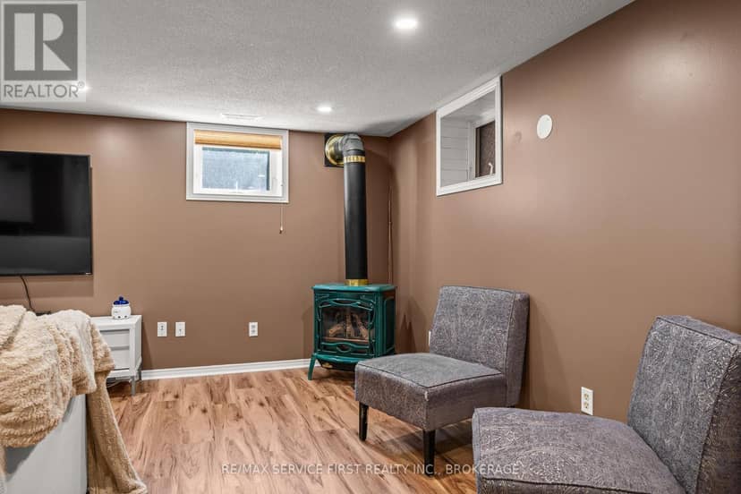 447 McEwen Drive — photo 35 of 38