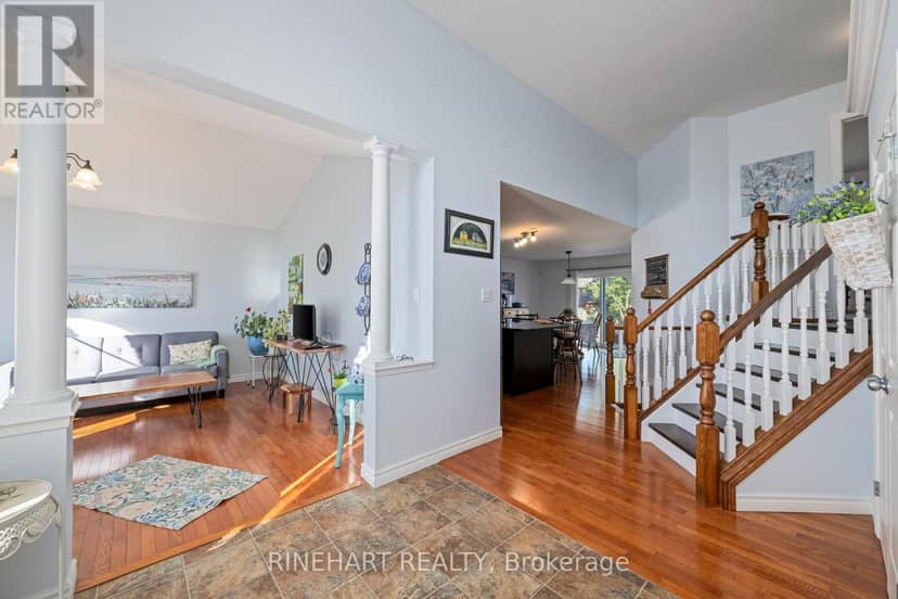 228 Boyd Boulevard — photo 11 of 40