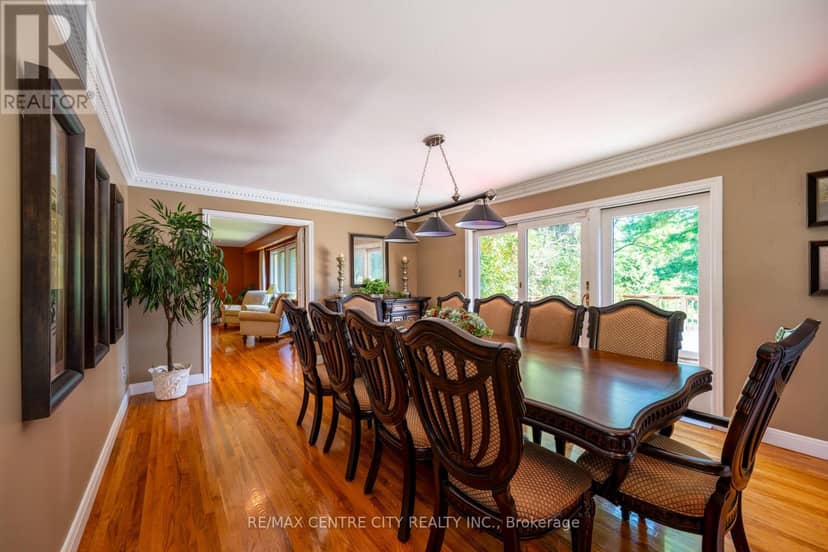 255 Mill Pond Crescent — photo 21 of 40