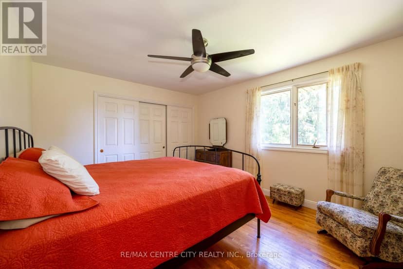 255 Mill Pond Crescent — photo 33 of 40