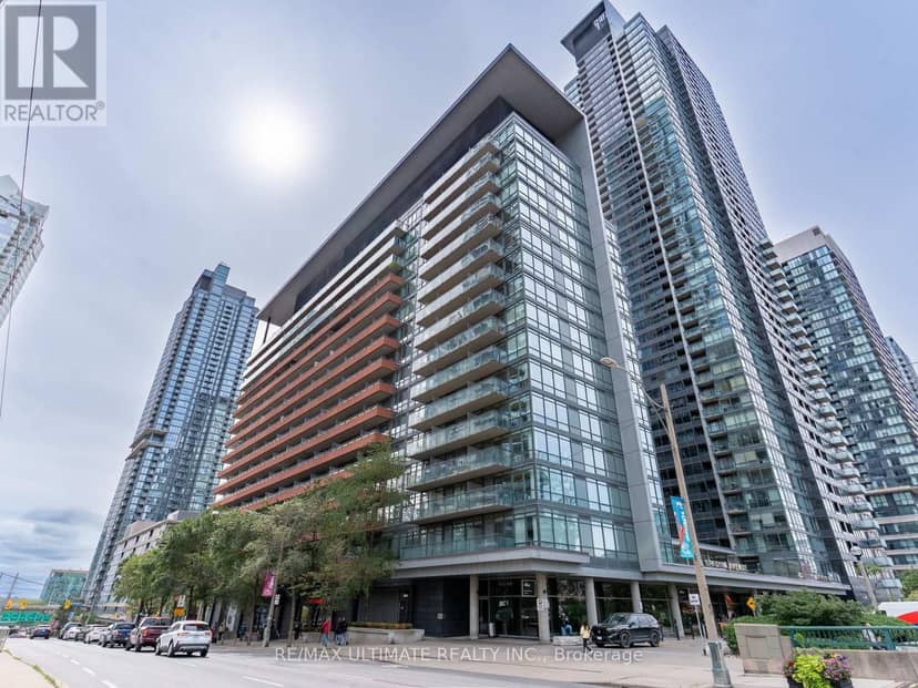 1515 - 4K Spadina Avenue — photo 2 of 33