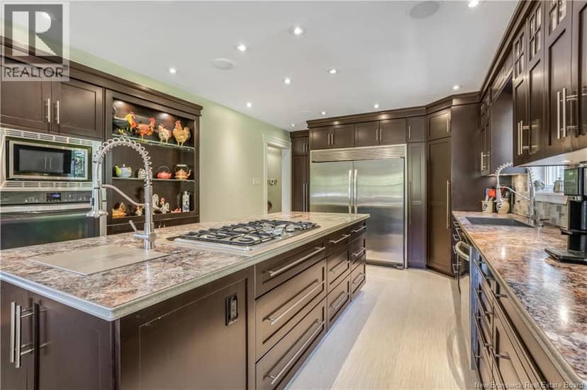 19 Doyle Street — photo 12 of 40