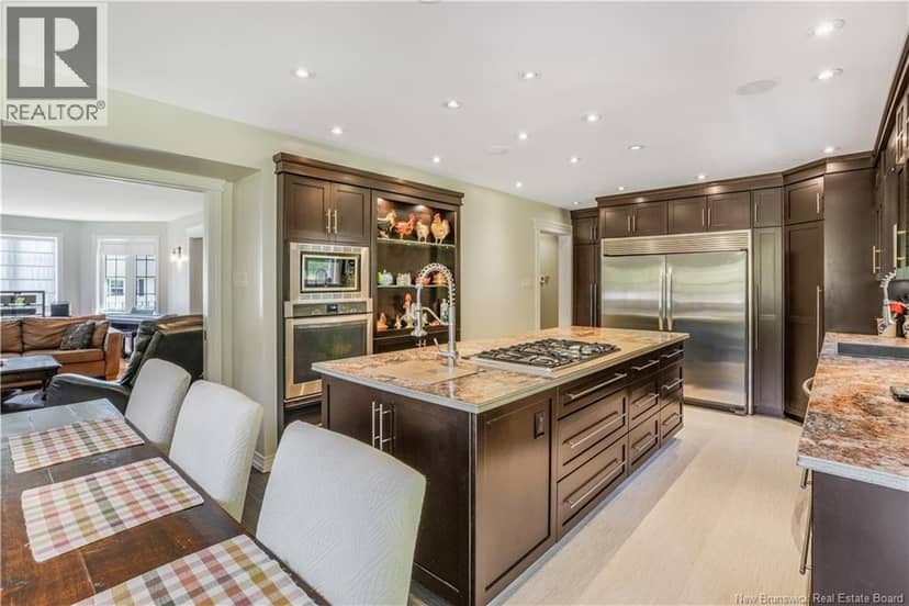 19 Doyle Street — photo 13 of 40