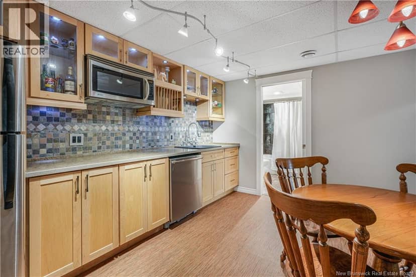 19 Doyle Street — photo 34 of 40