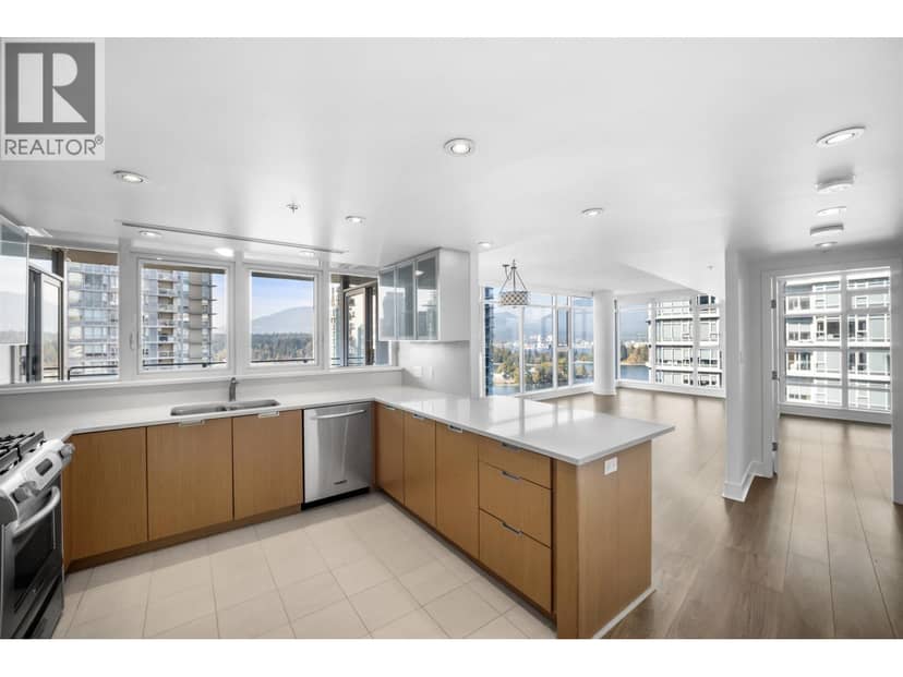 2302 1205 W HASTINGS STREET, Vancouver