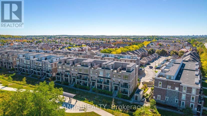 207 - 10 Dunsheath Way — photo 34 of 40