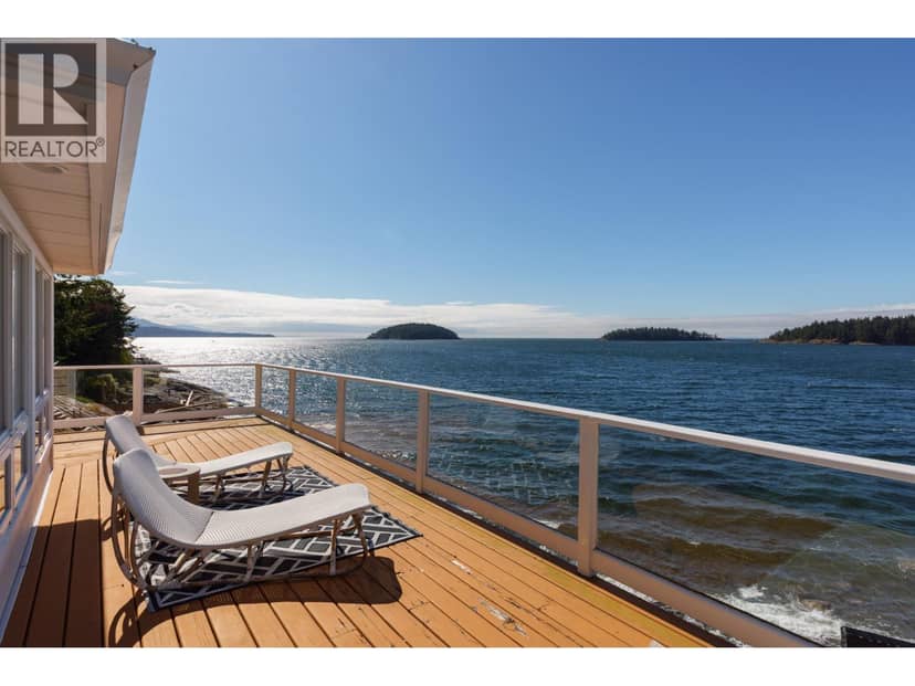 6655 SUNSHINE COAST HIGHWAY, Sechelt