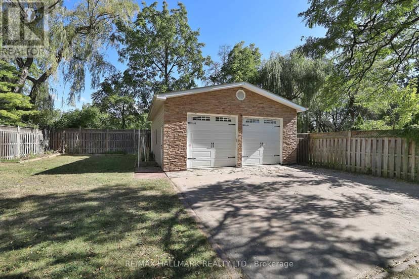 11 Brookside Drive — photo 17 of 17