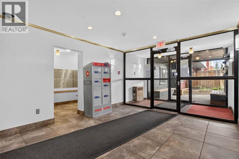 303, 333 Garry Crescent NE, Calgary, photo 3
