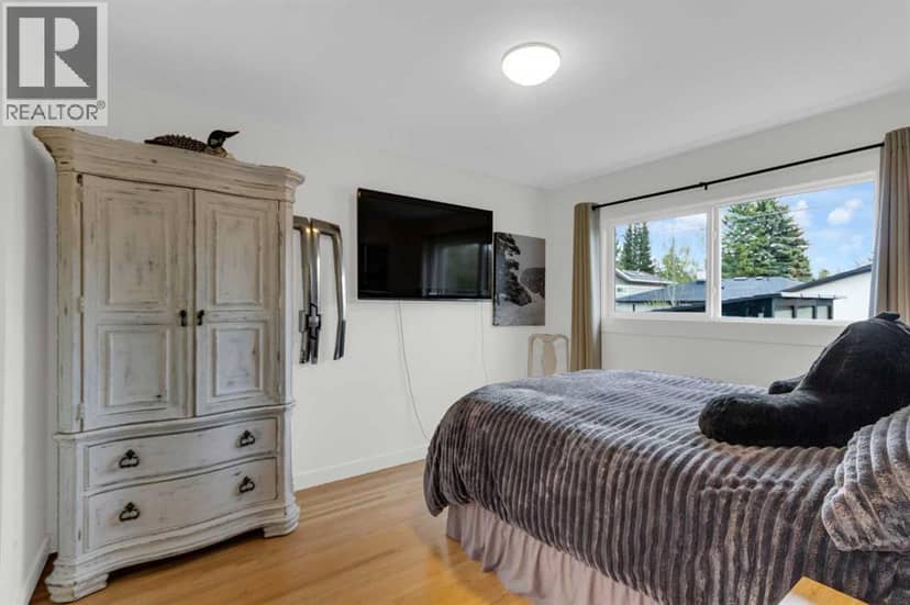68 Haysboro Crescent SW — photo 16 of 39