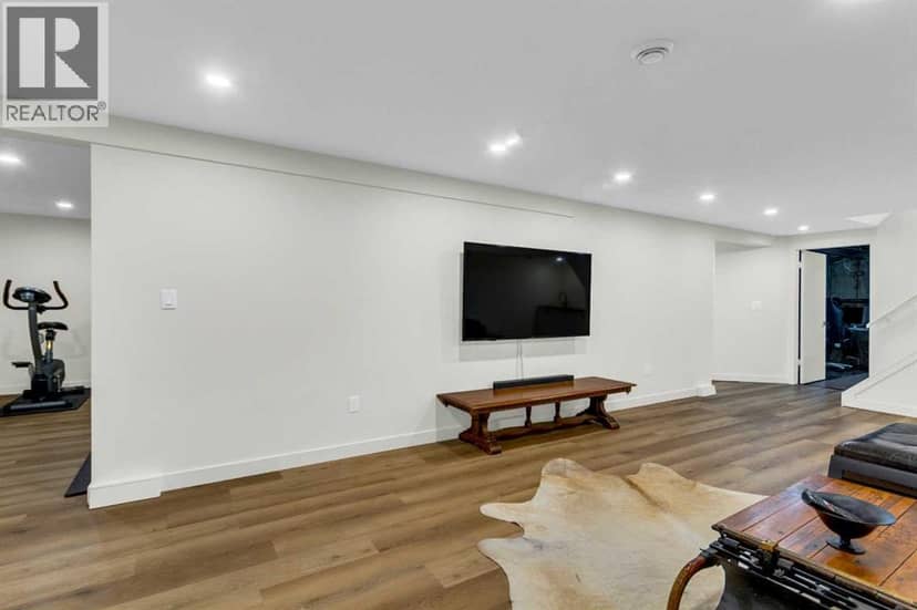 68 Haysboro Crescent SW — photo 24 of 39