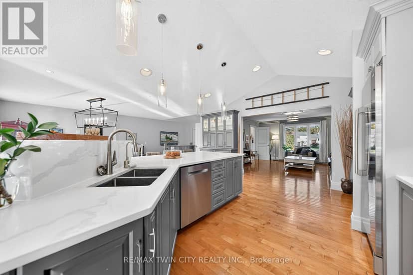 6 Eldale Road — photo 18 of 40
