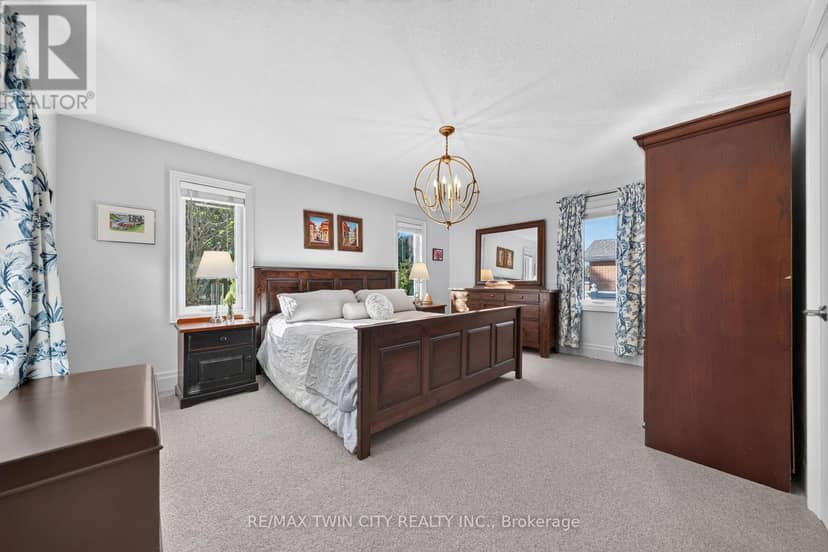 6 Eldale Road — photo 21 of 40