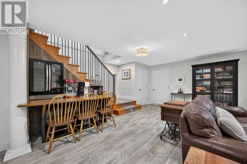 6 Eldale Road — photo 29 of 40
