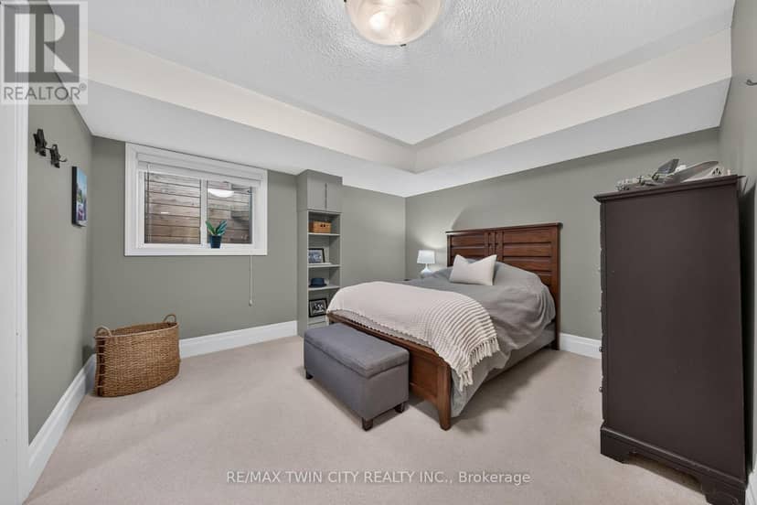6 Eldale Road — photo 32 of 40